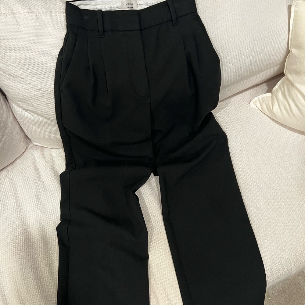 Aritzia Black Women's Pants